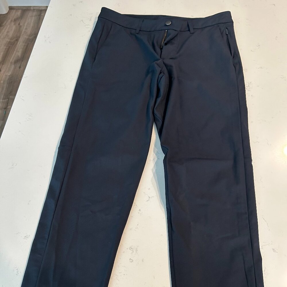 Lululemon Men's ABC Slim-Fit Trouser